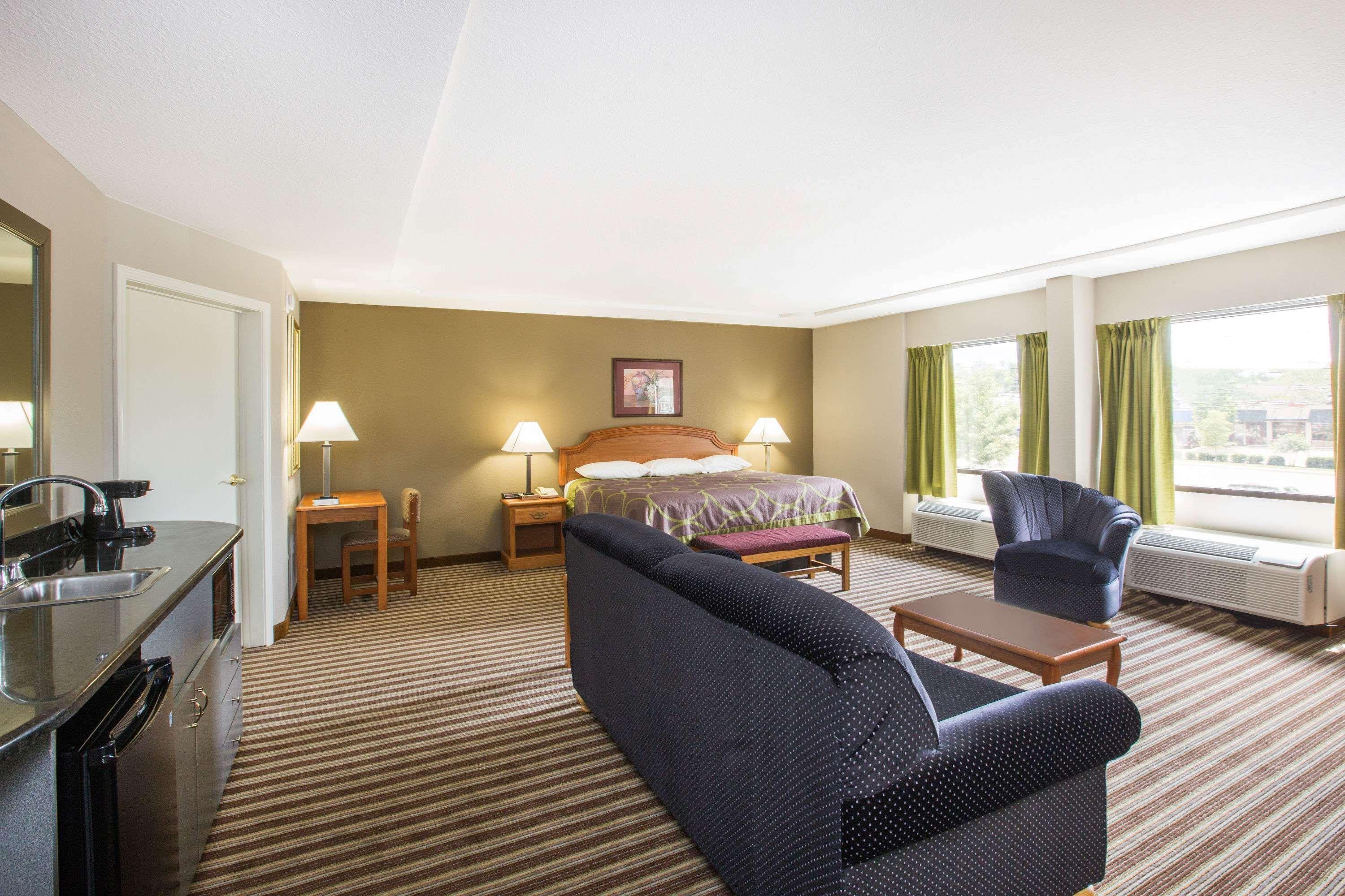 Hotel Super 8 By Wyndham Oxford Esterno foto