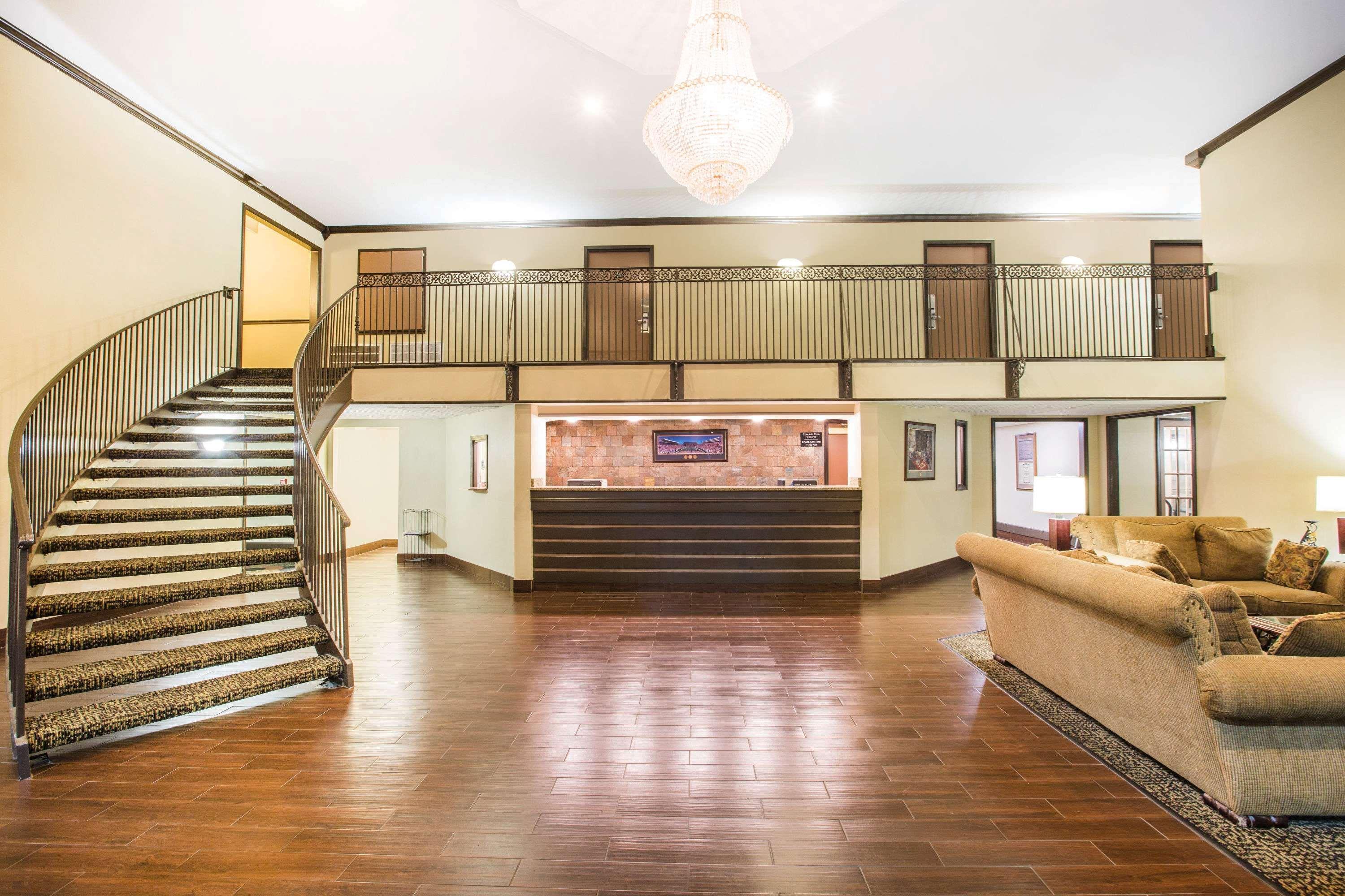 Hotel Super 8 By Wyndham Oxford Esterno foto