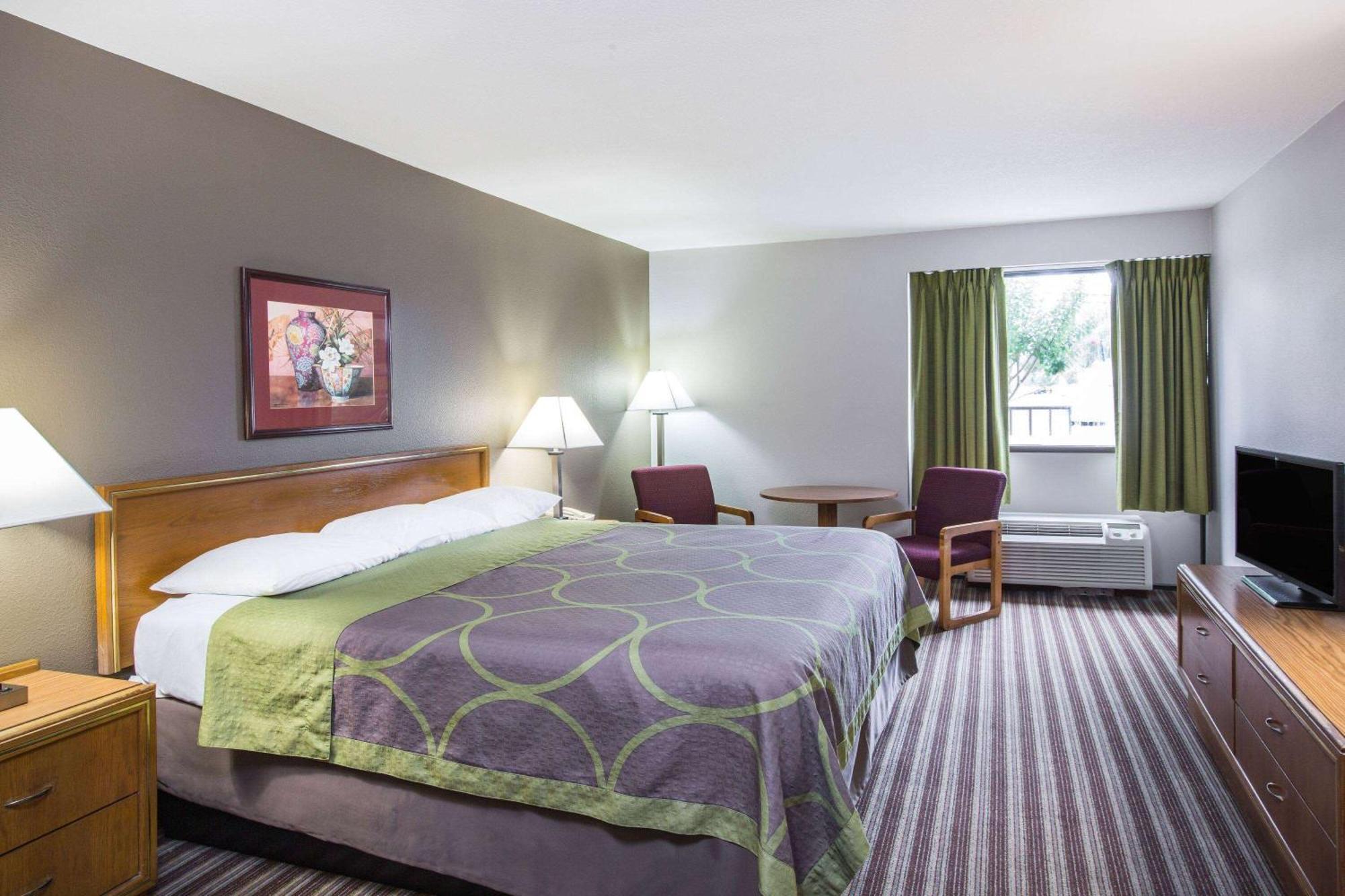 Hotel Super 8 By Wyndham Oxford Esterno foto
