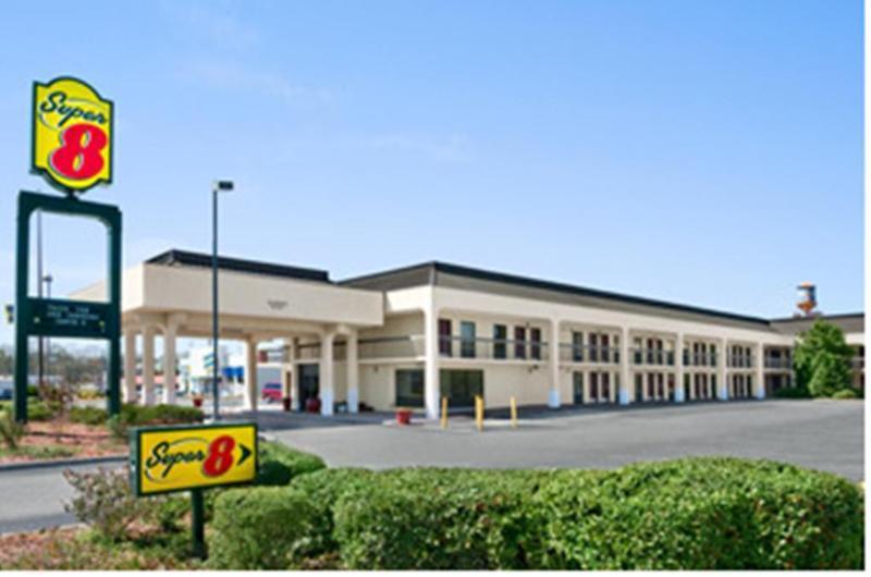 Hotel Super 8 By Wyndham Oxford Esterno foto